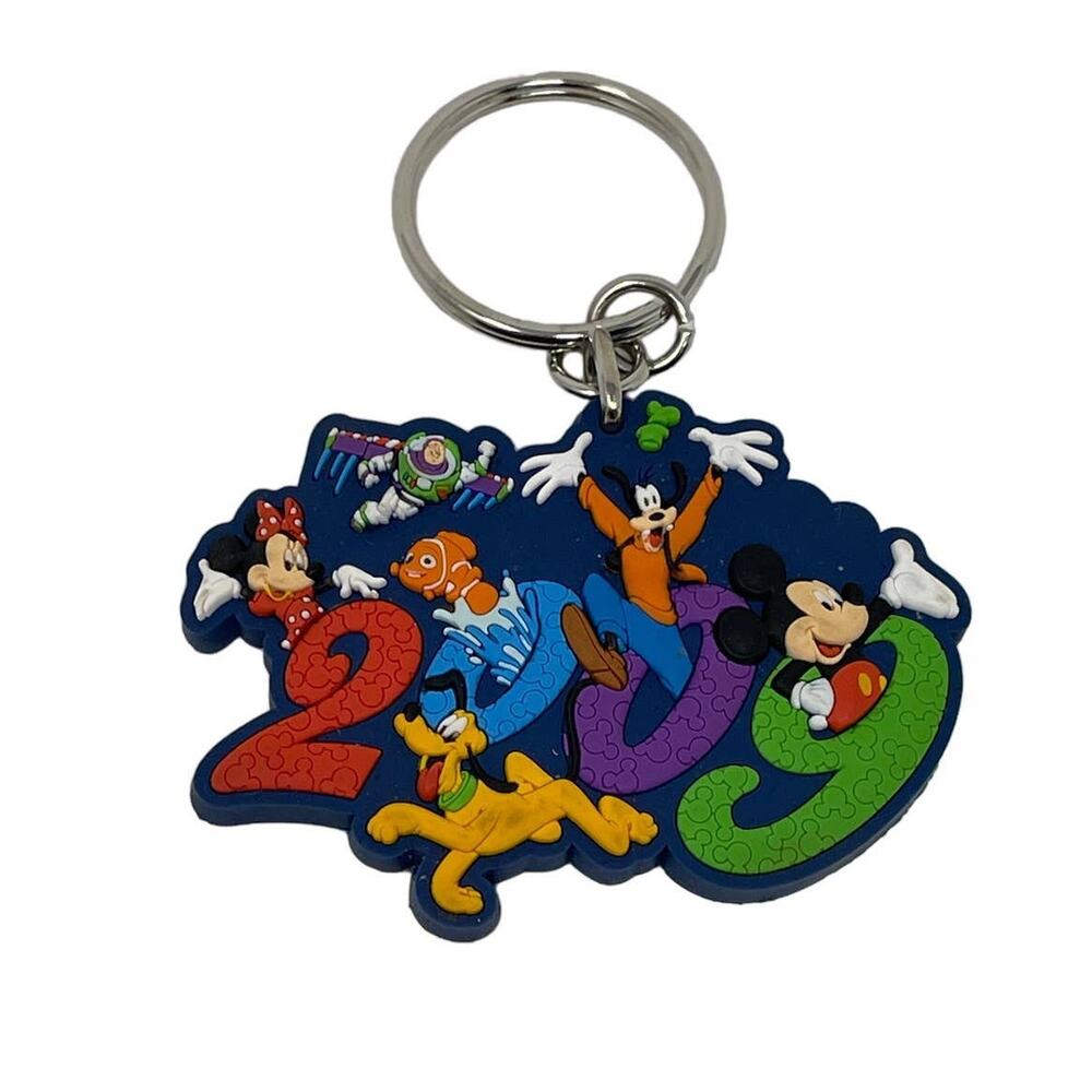 Walt Disney World Vintage Mickey Minnie Pluto BUZZ Goofy 2009 Colorful Keychain